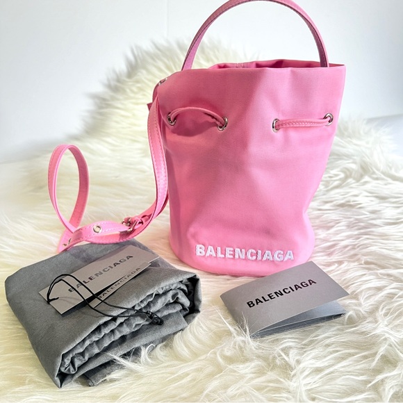 NEW BALENCIAGA Wheel XS Nylon Bucket Bag 100% Authentic - Picture 1 of 8